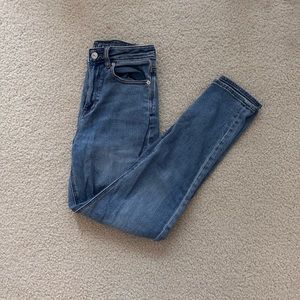 American Eagle Stretch High-Waisted Dark Blue Mom Jean Size 00